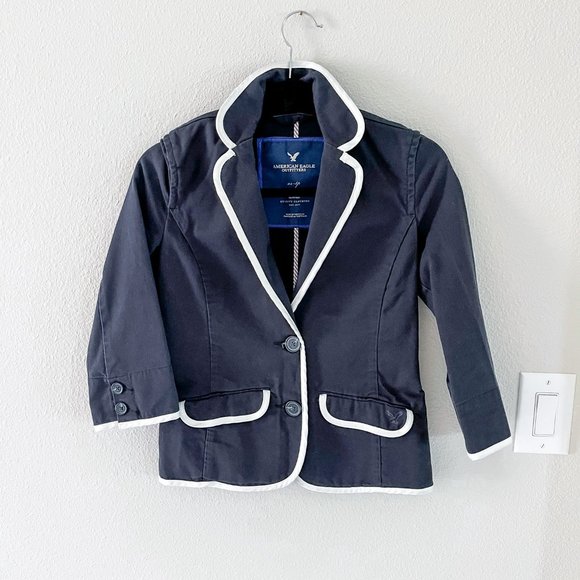 American Eagle Outfitters Black Denim 3/4 Sleeve Blazer with White Piping - Picture 5 of 5